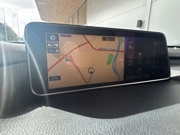 Car image 28