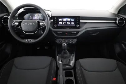 Car image 30