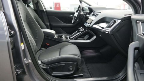 Car image 37