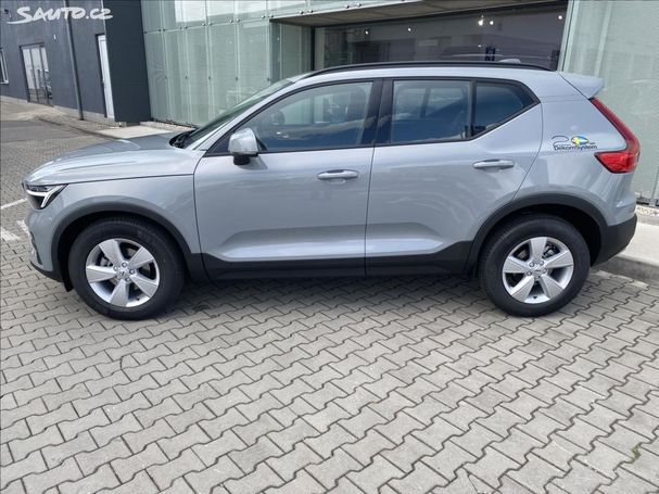 Volvo XC40 T2 Essential 95 kW image number 5