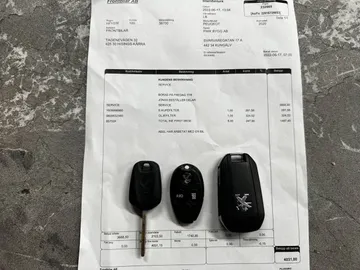 Car image 24