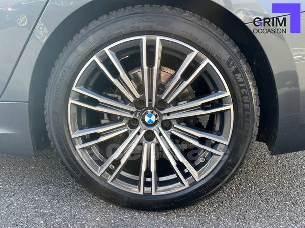 BMW 320d Touring M Sport 140 kW image number 16