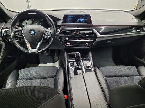 BMW 520d Touring 140 kW image number 14