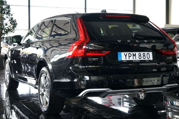 Volvo V90 Cross Country D5 AWD 174 kW image number 4