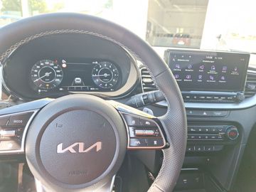 Car image 31