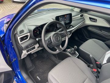 Car image 10