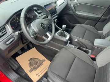 Car image 14