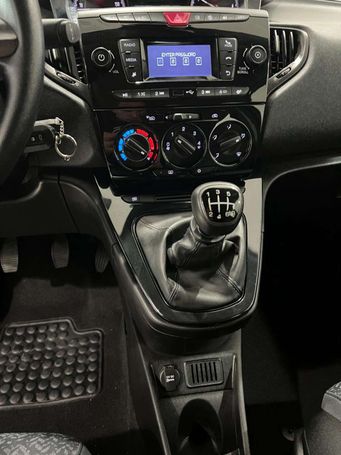 Lancia Ypsilon 51 kW image number 14