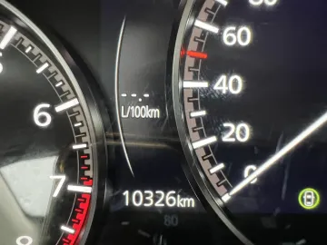 Car image 38