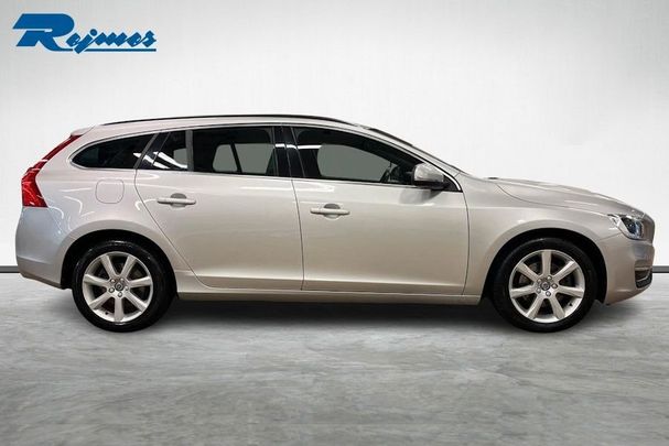 Volvo V60 D4 140 kW image number 2