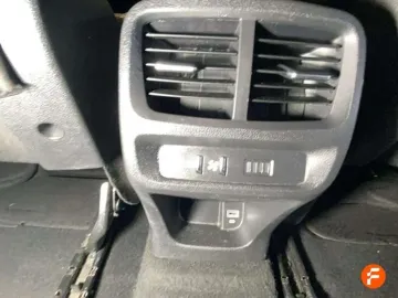 Car image 32
