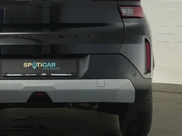 Car image 35