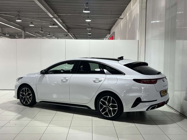 Kia ProCeed 1.5 T-GDI GT Line 118 kW image number 2