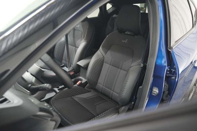 Car image 33