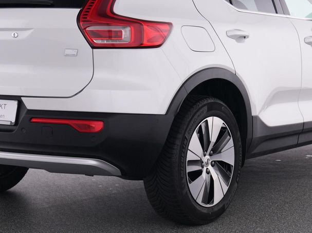 Volvo XC40 Plug-in Hybrid T4 Plus Bright 155 kW image number 10