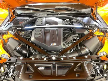 Car image 32