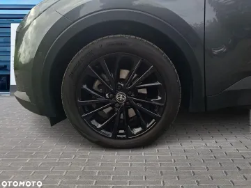 Car image 28