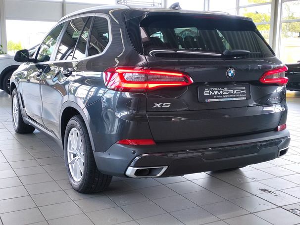 BMW X5 xDrive30d 195 kW image number 4