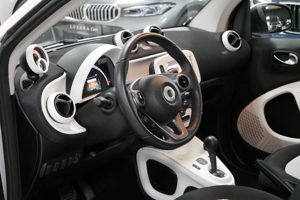 Smart ForTwo coupe EQ 60 kW image number 7