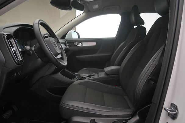 Volvo XC40 110 kW image number 12