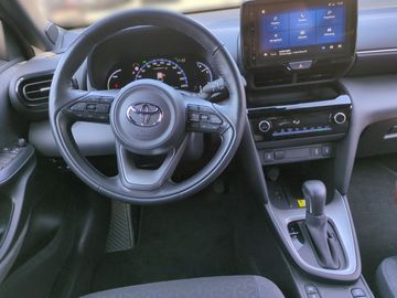 Car image 11