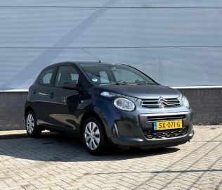 Car image 2