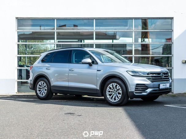 Volkswagen Touareg V6 4Motion 170 kW image number 2