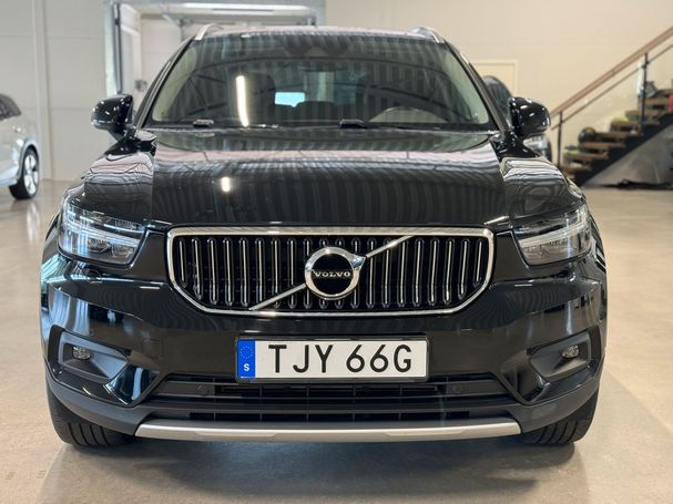 Volvo XC40 D4 AWD Inscription 140 kW image number 2