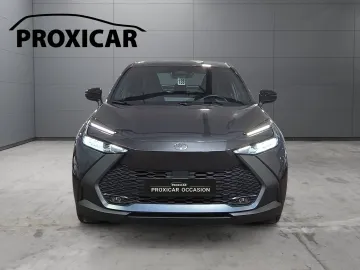 Car image 3