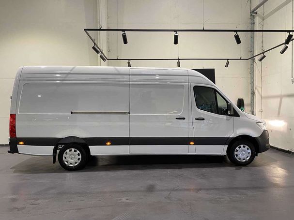 Mercedes-Benz Sprinter 319 CDI RWD 140 kW image number 3