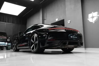 Car image 39