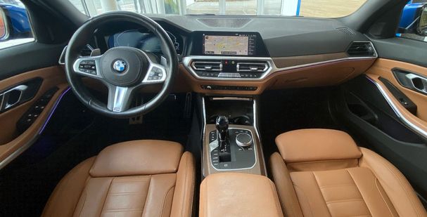 BMW 330 Touring e M Sport xDrive 215 kW image number 7