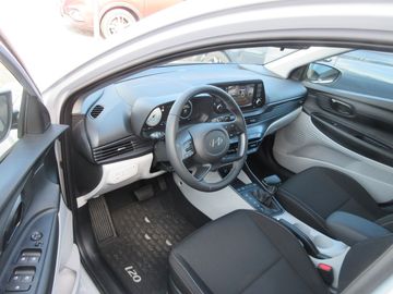 Car image 10