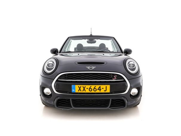 Mini John Cooper Works Cabrio 141 kW image number 3