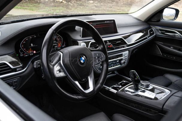 BMW 730Ld xDrive 195 kW image number 7