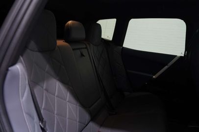 Car image 31