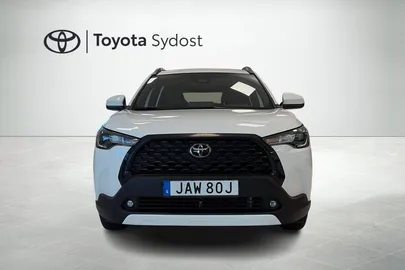 Car image 2