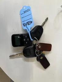 Car image 13