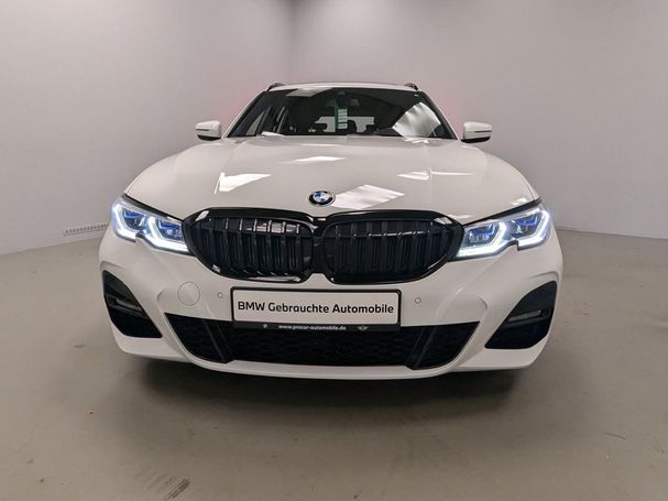 BMW 320d Touring M Sport 140 kW image number 2