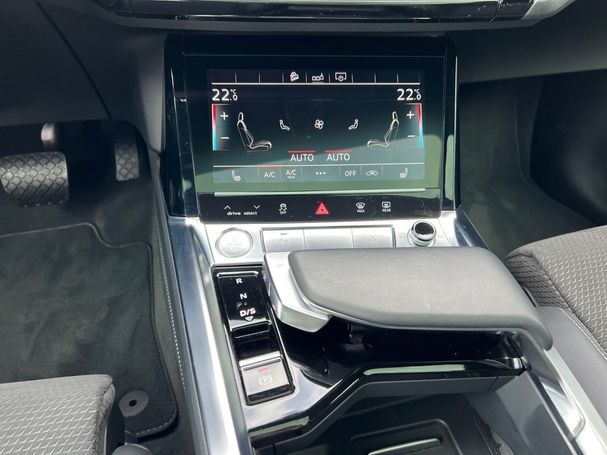 Audi e-tron 50 quattro S-line Sportback 230 kW image number 12