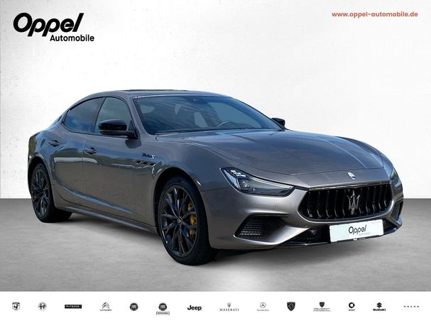 Maserati Ghibli Modena Q4 316 kW image number 7