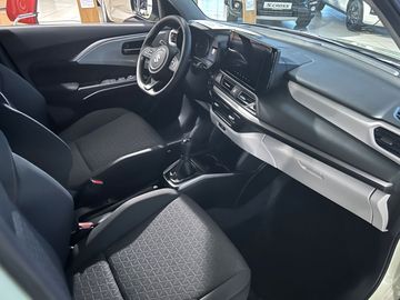 Car image 11