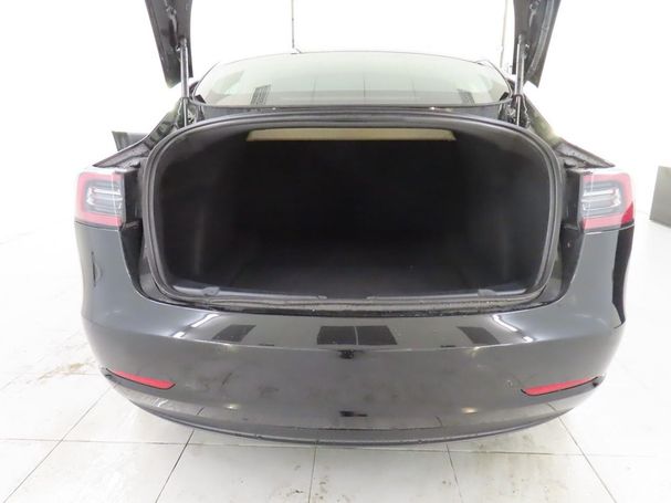 Tesla Model 3 60 Plus 225 kW image number 9