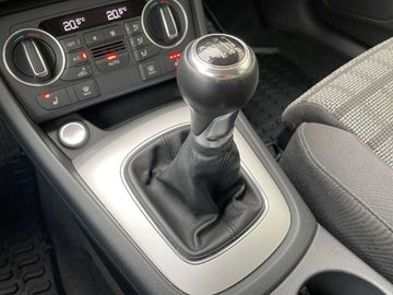 Car image 36