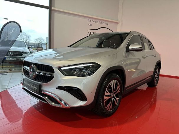 Mercedes-Benz GLA 180 100 kW image number 1