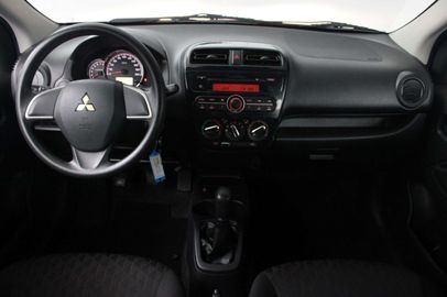 Car image 33