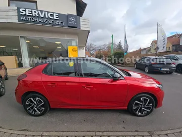 Car image 4
