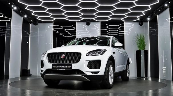 Jaguar E-Pace AWD 147 kW image number 1