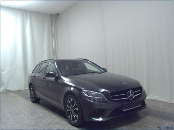 Mercedes-Benz C 220 d T Avantgarde 143 kW image number 2