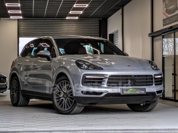 Porsche Cayenne E-Hybrid Tiptronic 340 kW image number 2